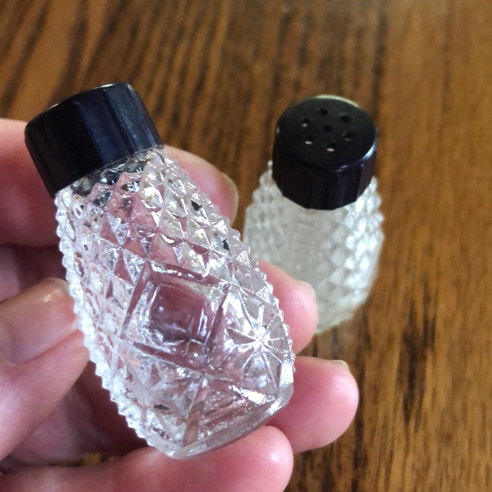 Small Salt & Pepper Shakers with black lids~ Clear Cut Glass